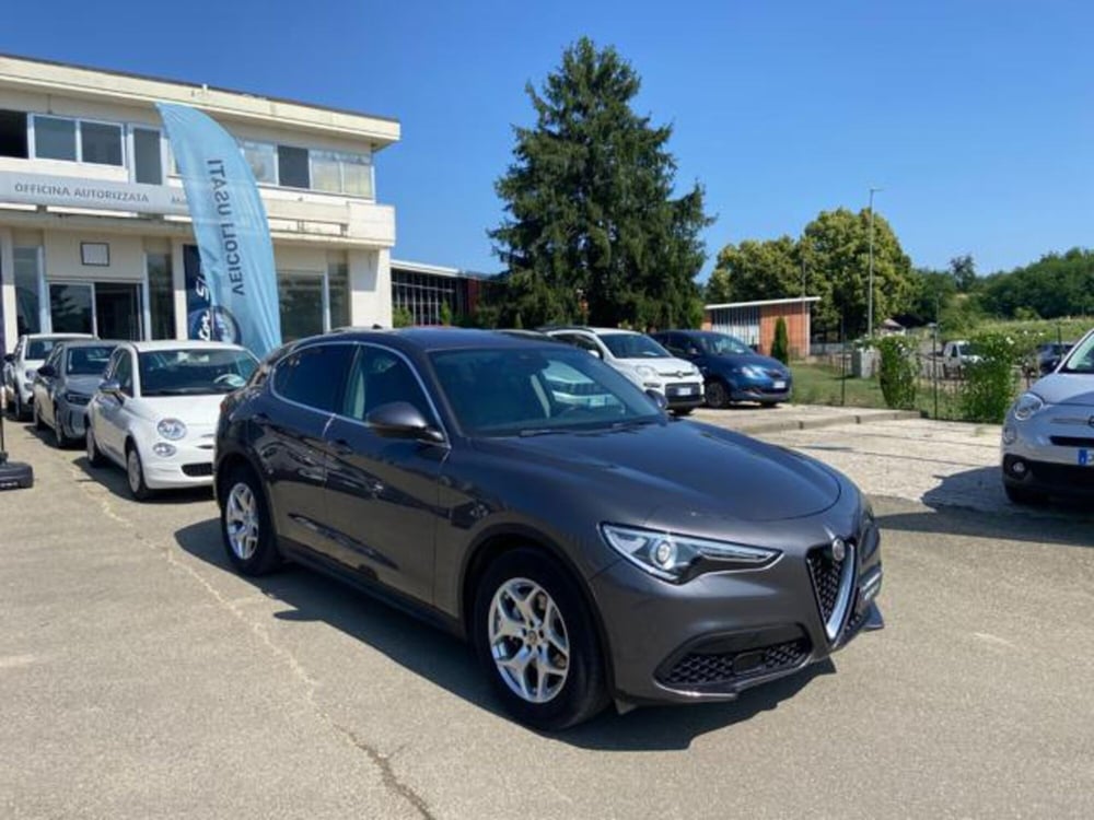 Alfa Romeo Stelvio usata a Firenze (3)