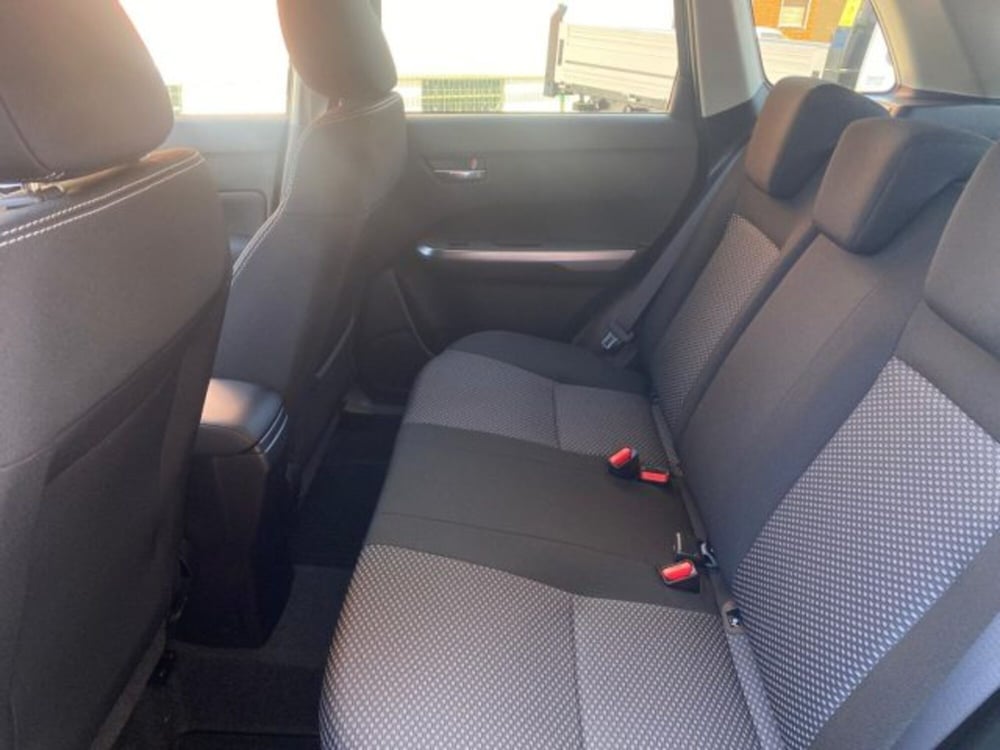 Suzuki Vitara nuova a Cuneo (8)