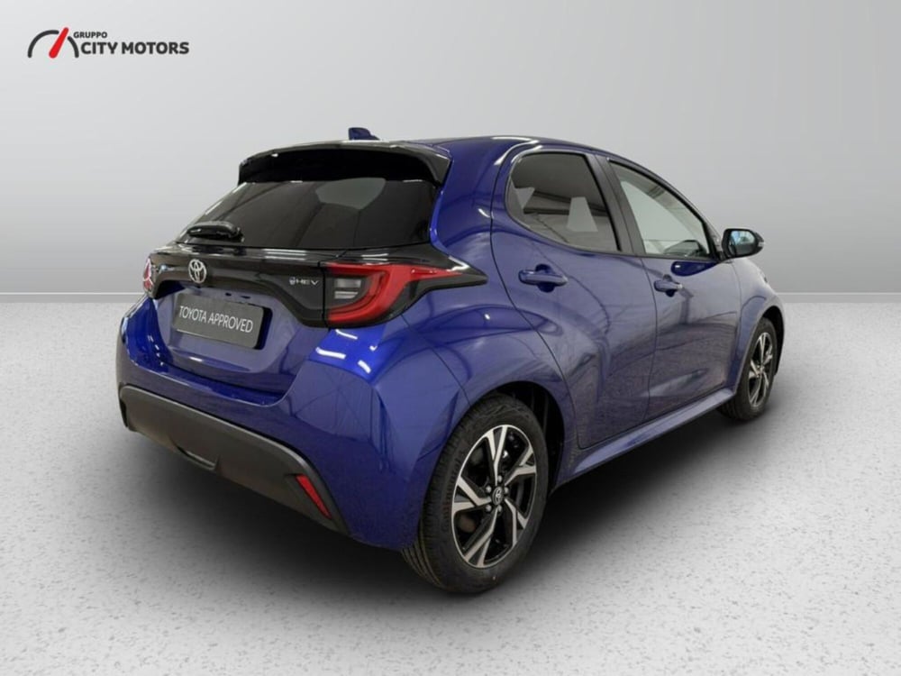 Toyota Yaris Cross nuova a Monza e Brianza (6)