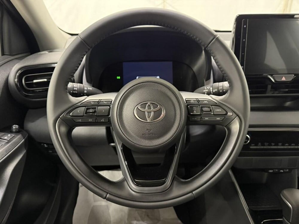 Toyota Yaris Cross nuova a Monza e Brianza (7)