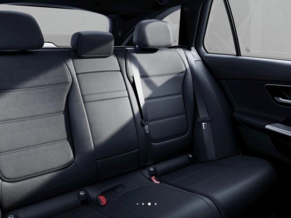 Mercedes-Benz Classe C Station Wagon nuova a Verona (6)