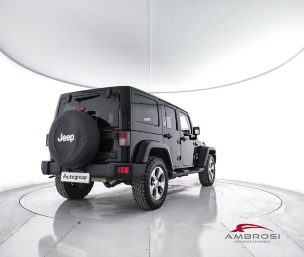 Jeep Wrangler Unlimited usata a Perugia (3)