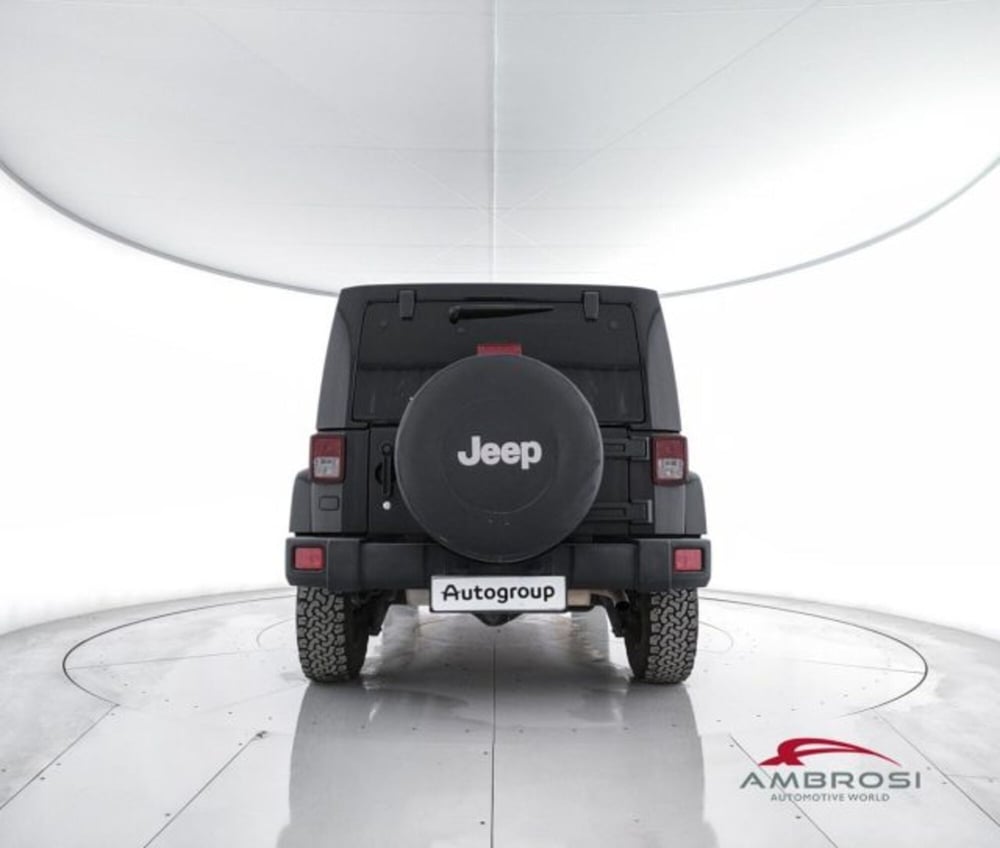 Jeep Wrangler Unlimited usata a Perugia (6)