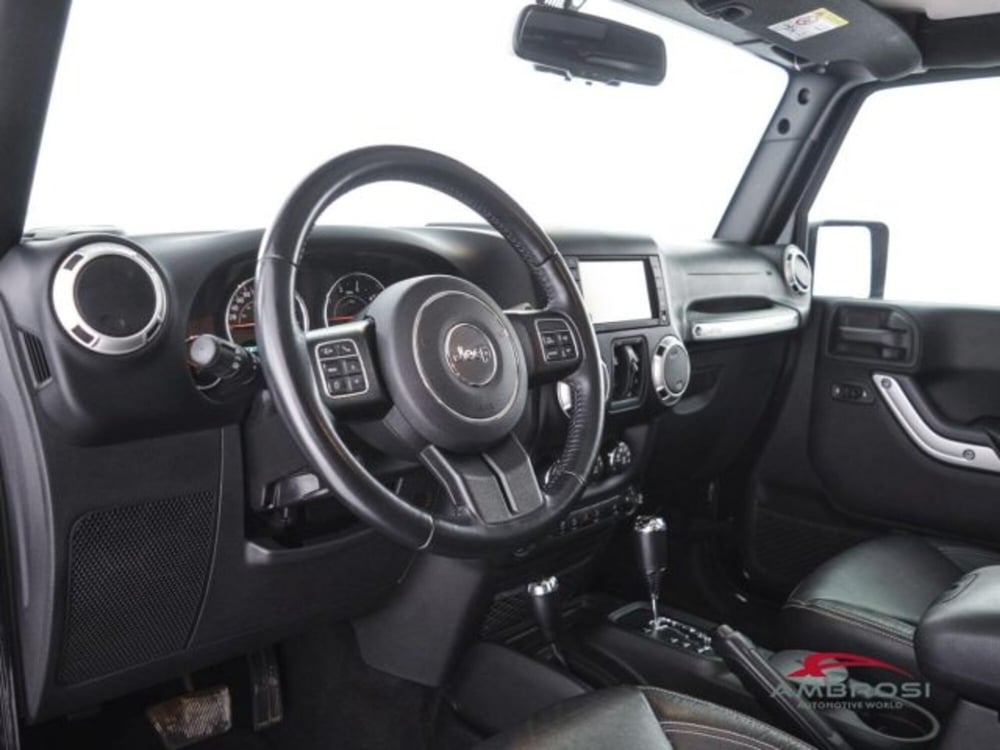 Jeep Wrangler Unlimited usata a Perugia (8)