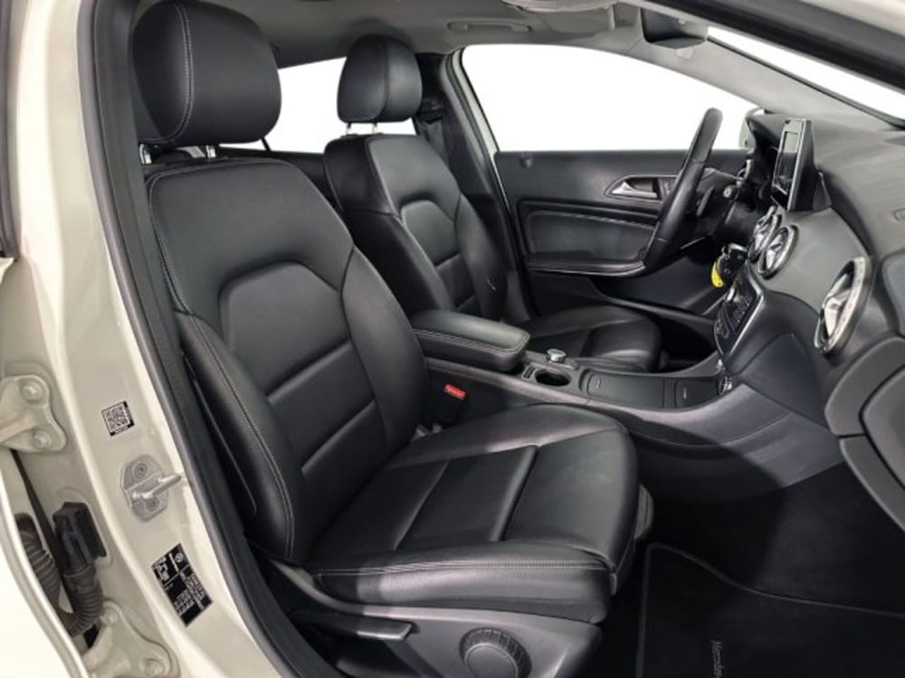 Mercedes-Benz GLA SUV usata a Modena (20)