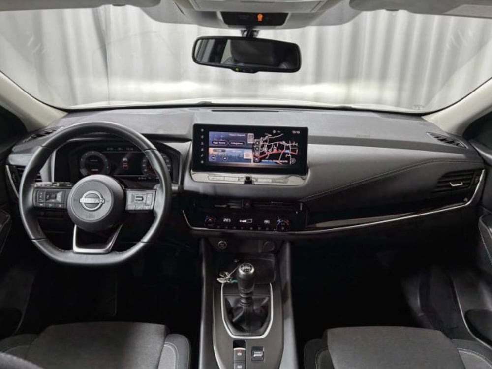 Nissan Qashqai usata a Sondrio (12)