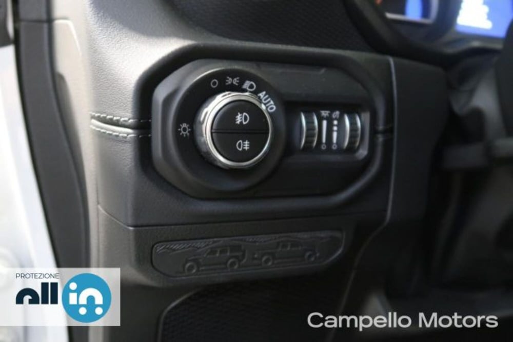 Jeep Wrangler Unlimited usata a Venezia (18)