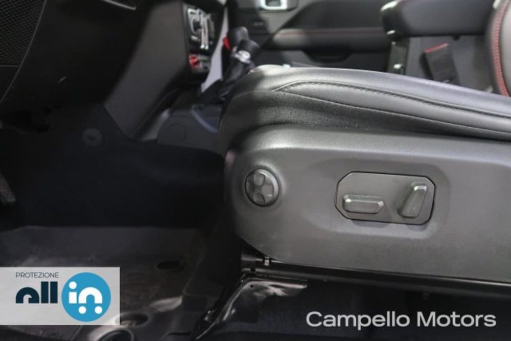 Jeep Wrangler Unlimited usata a Venezia (20)
