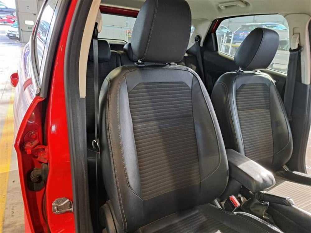 Ford EcoSport usata a Salerno (13)