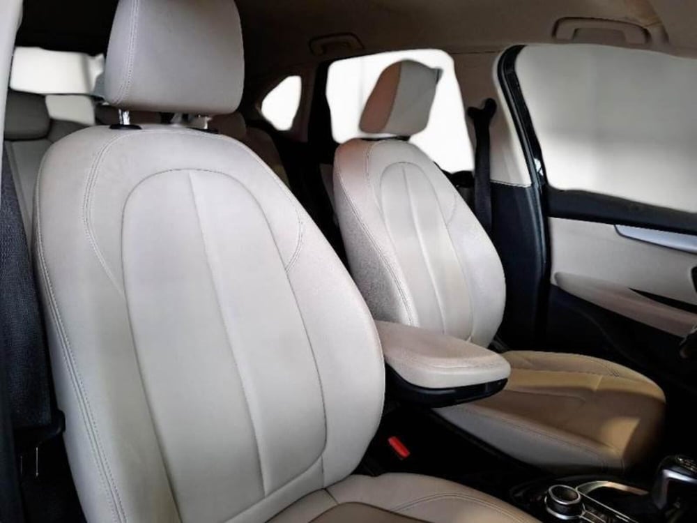 BMW Serie 2 Active Tourer usata a Salerno (12)
