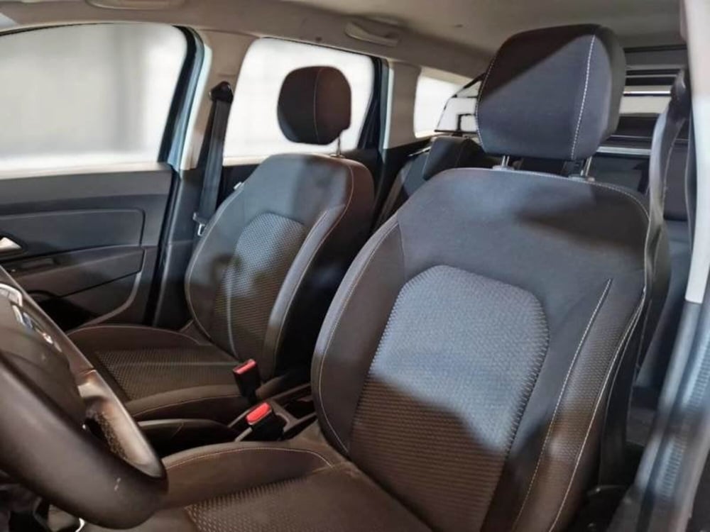 Dacia Duster usata a Salerno (11)