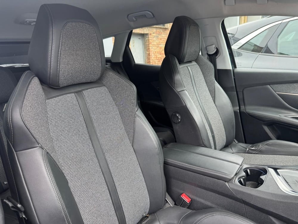 Peugeot 3008 usata a Salerno (18)