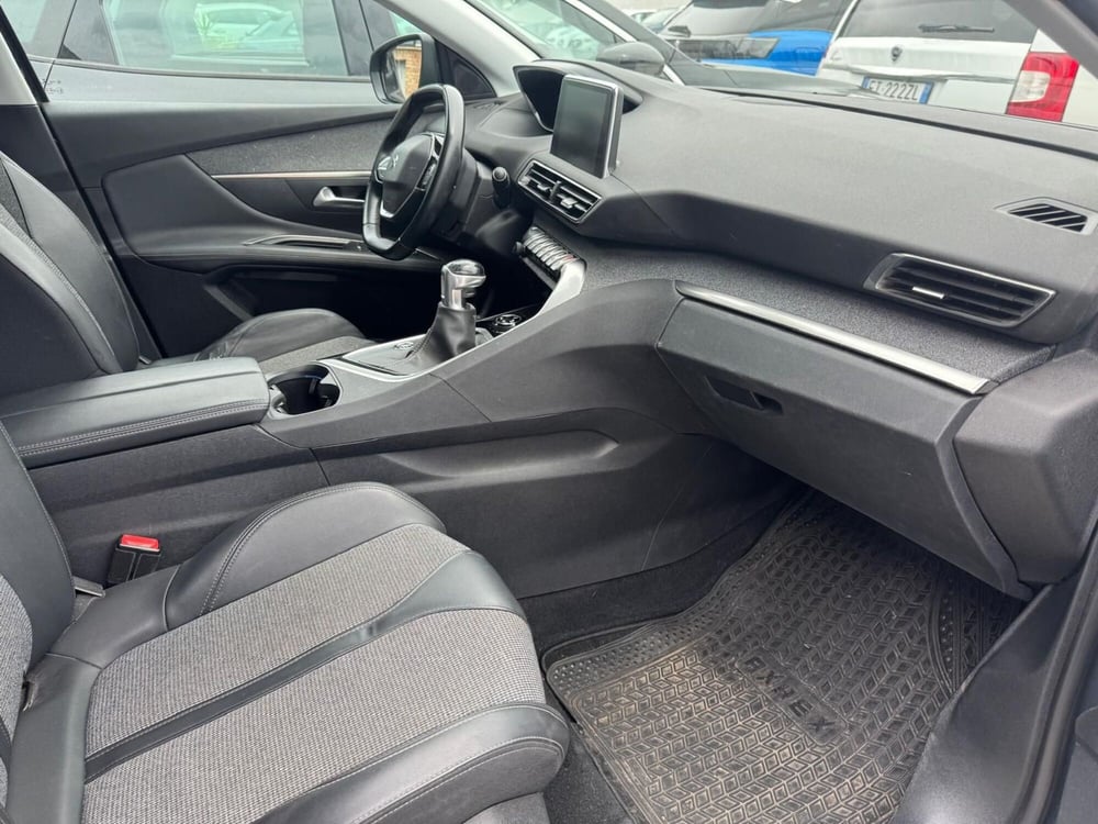Peugeot 3008 usata a Salerno (19)