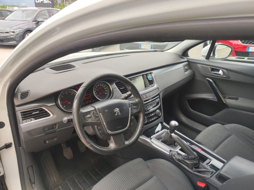 Peugeot 508 SW usata a Salerno (18)