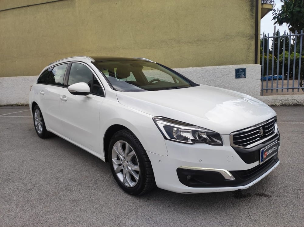 Peugeot 508 SW usata a Salerno (7)