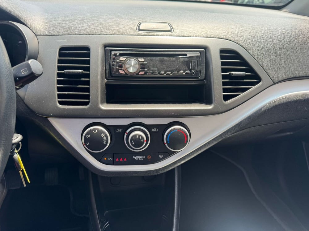 Kia Picanto usata a Salerno (15)