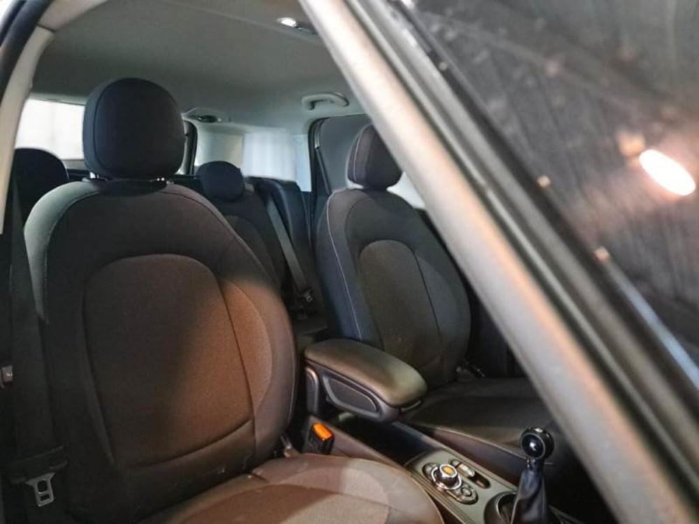 MINI Mini Countryman usata a Salerno (12)