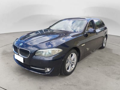 BMW Serie 5 Touring 520d  Business aut. del 2014 usata a Sala Consilina