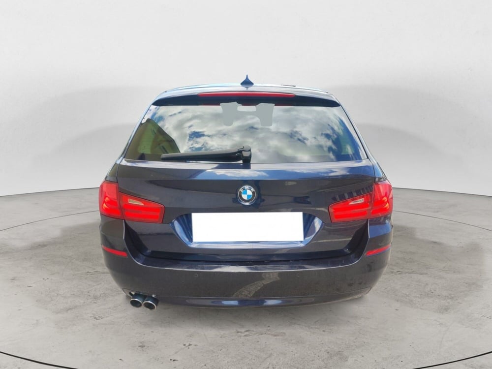 BMW Serie 5 Touring usata a Salerno (12)