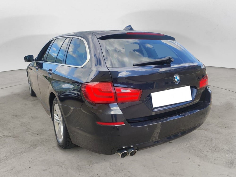 BMW Serie 5 Touring usata a Salerno (13)