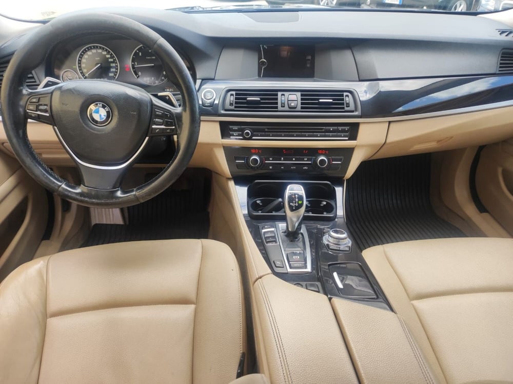 BMW Serie 5 Touring usata a Salerno (18)