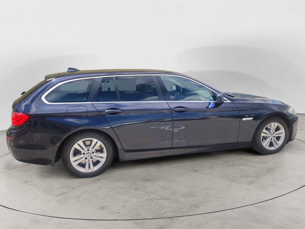 BMW Serie 5 Touring usata a Salerno (8)