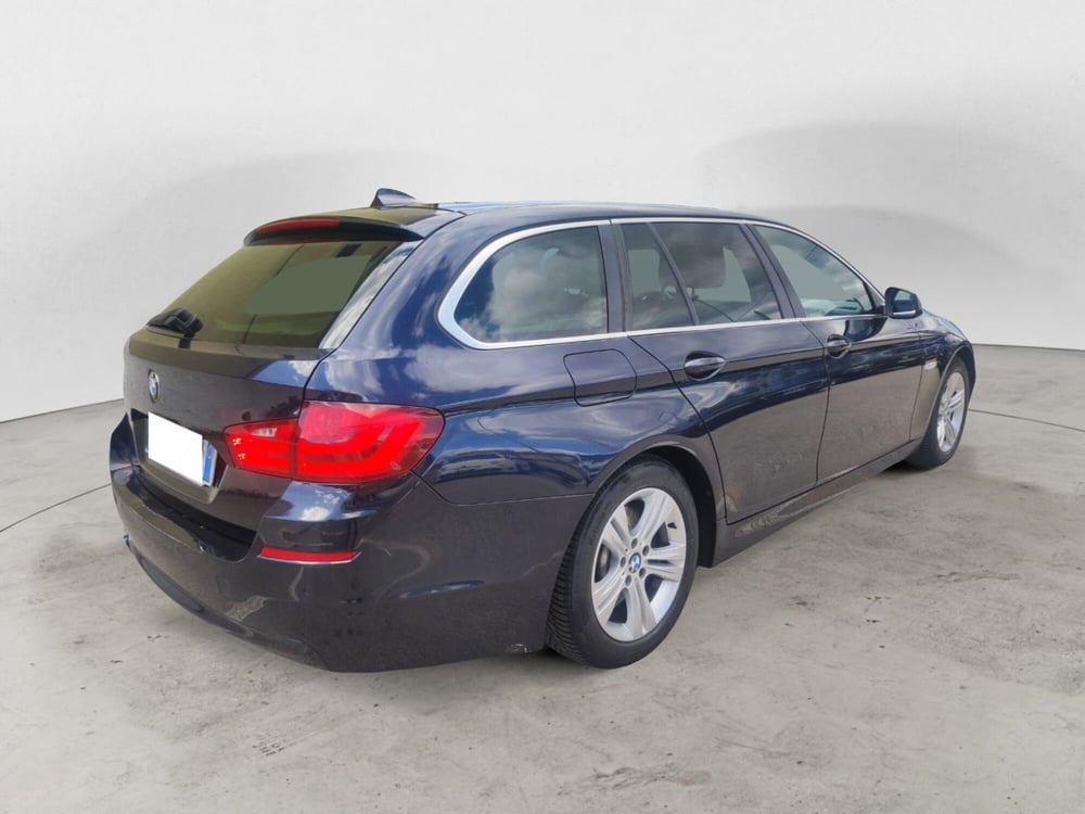 BMW Serie 5 Touring usata a Salerno (9)