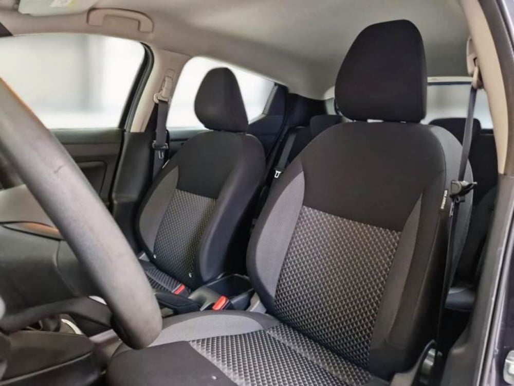 Nissan Micra usata a Salerno (11)