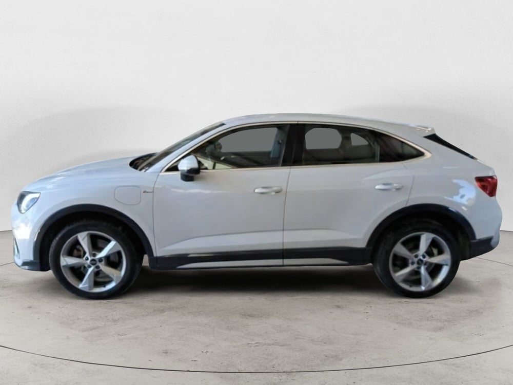 Audi Q3 Sportback usata a Salerno (4)