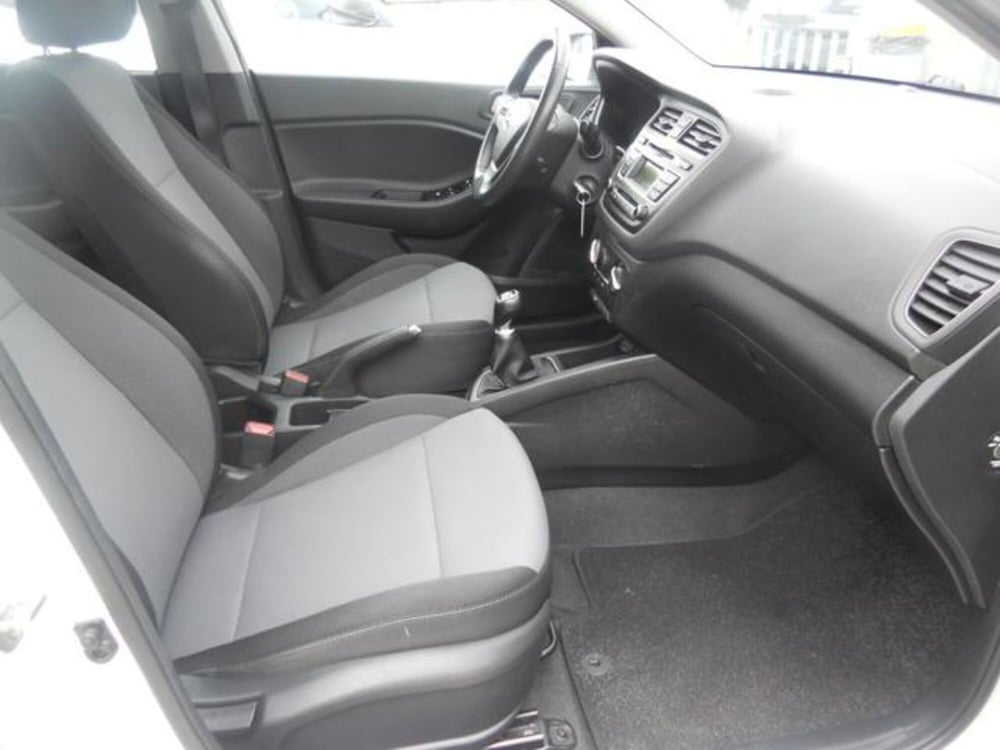 Hyundai i20 usata a Pisa (12)