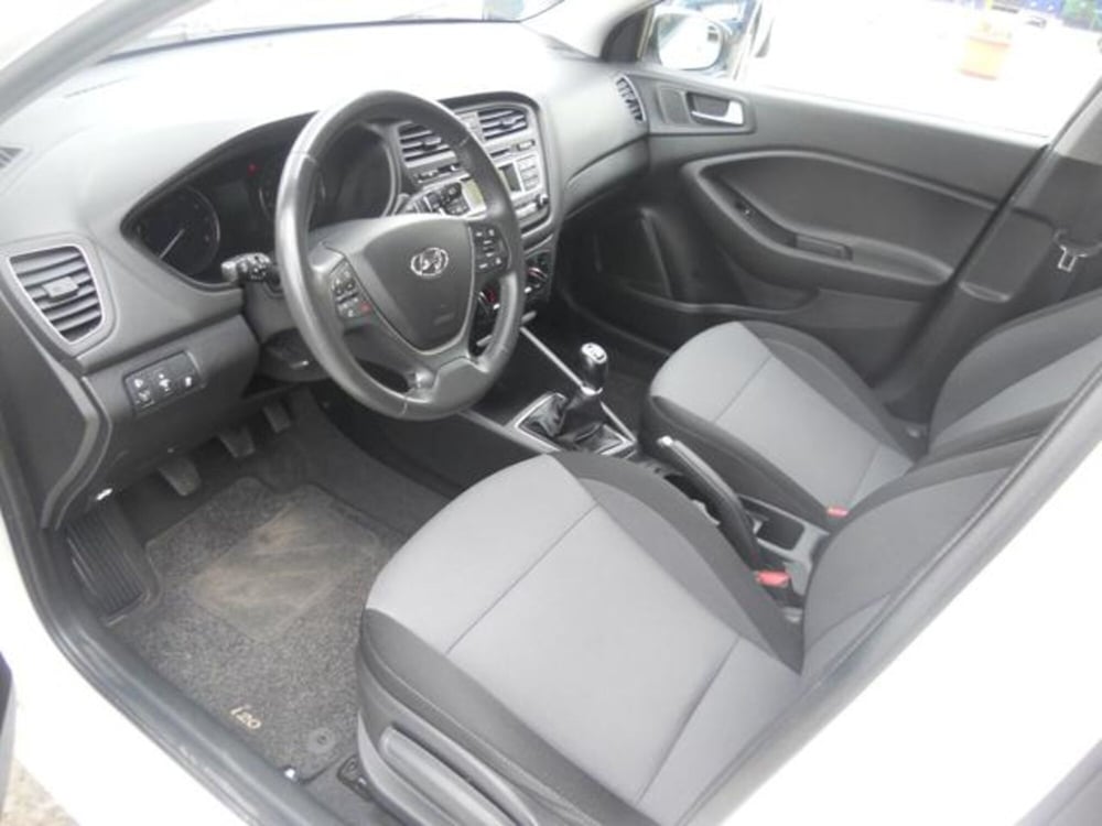 Hyundai i20 usata a Pisa (7)