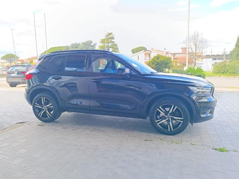 Volvo XC40 usata a Pisa (8)