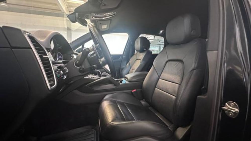 Porsche Cayenne usata a Reggio Emilia (10)
