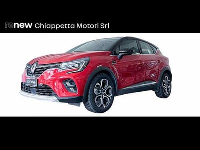 Renault Captur Plug-in Hybrid E-Tech 160 CV Intens del 2021 usata a Rende