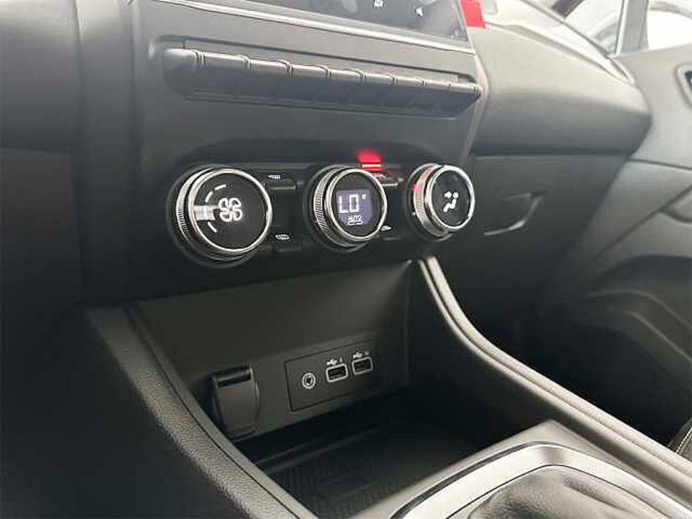 Renault Captur nuova a Cosenza (9)