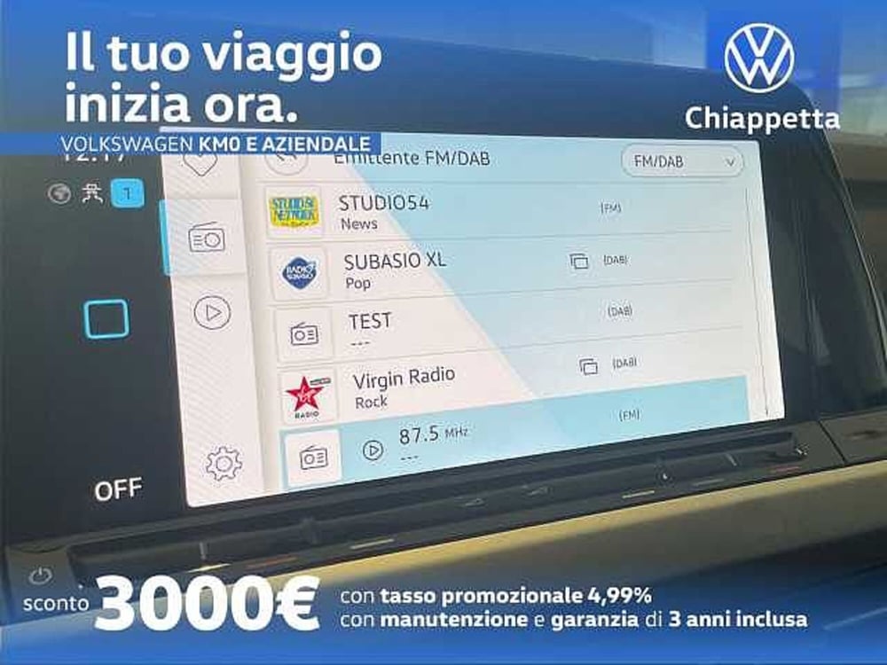 Volkswagen Golf nuova a Cosenza (11)