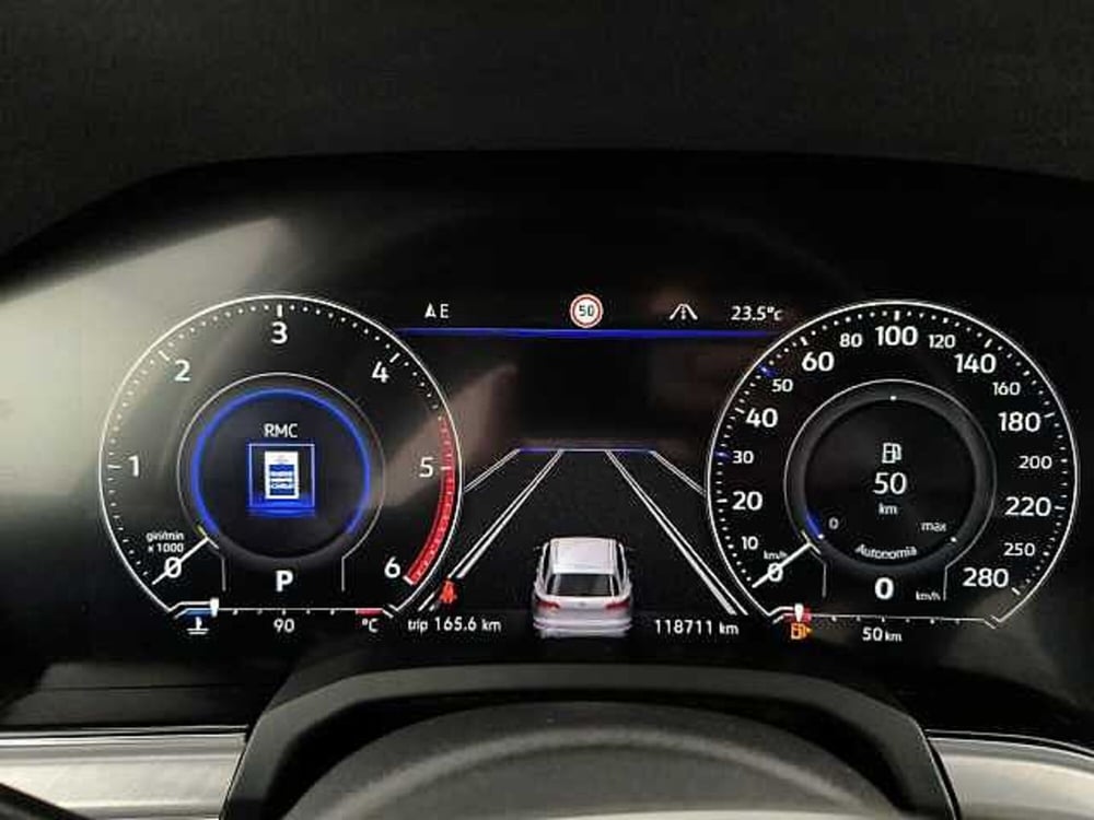 Volkswagen Touareg usata a Cosenza (8)