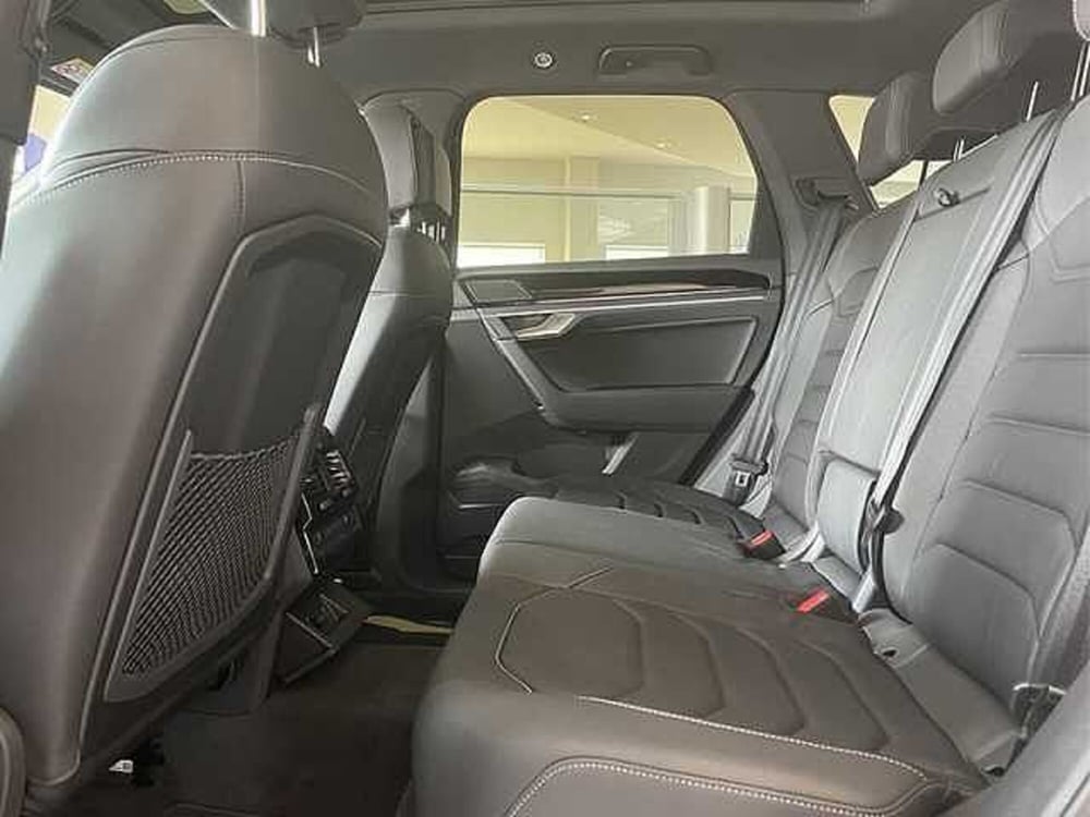 Volkswagen Touareg usata a Cosenza (8)