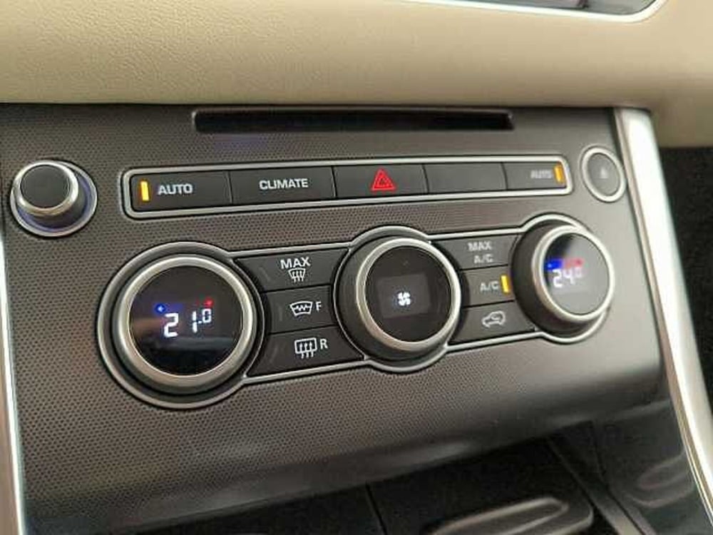 Land Rover Range Rover Sport nuova a Cosenza (18)
