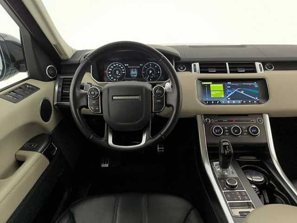 Land Rover Range Rover Sport nuova a Cosenza (9)