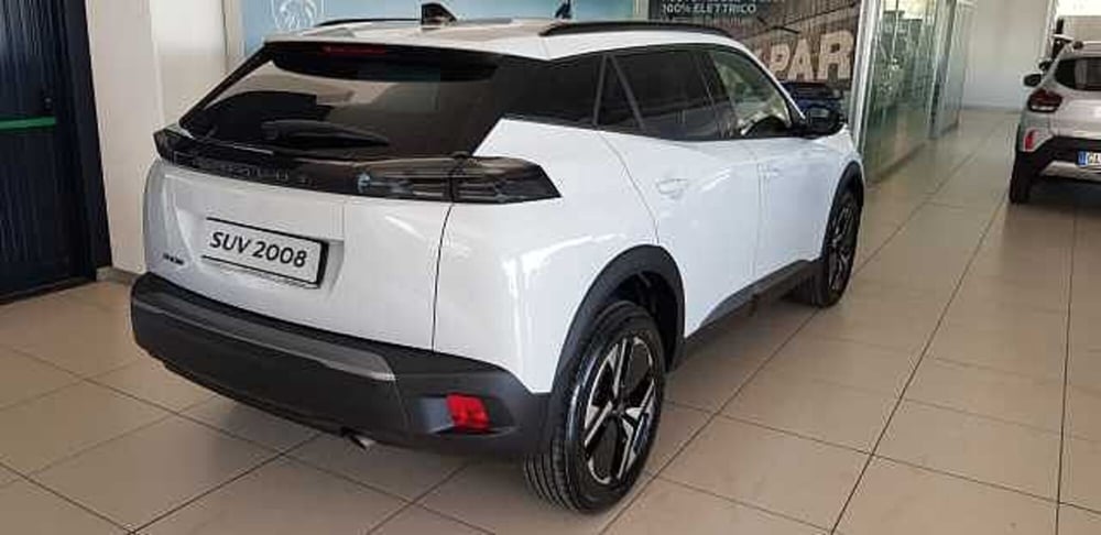 Peugeot 2008 nuova a Pordenone (6)