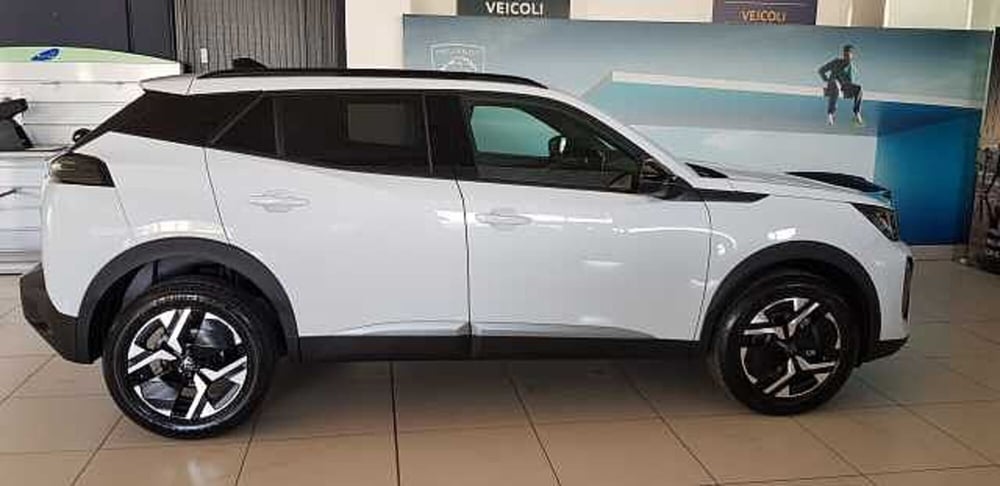 Peugeot 2008 nuova a Pordenone (8)