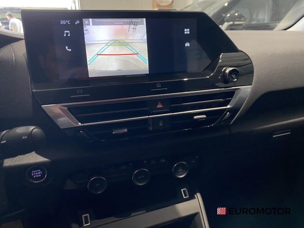 Citroen C4 X nuova a Bari (15)
