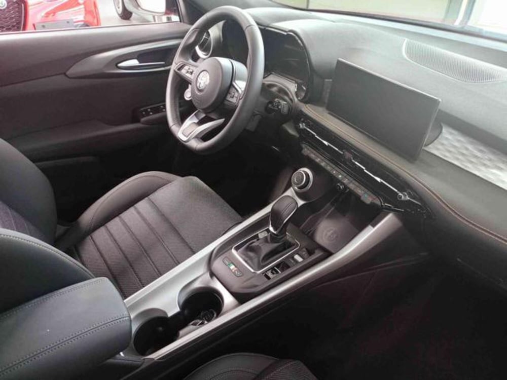 Alfa Romeo Tonale nuova a Vercelli (11)
