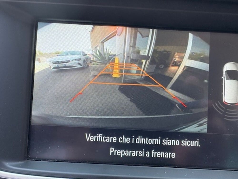 Opel Crossland usata a Varese (6)