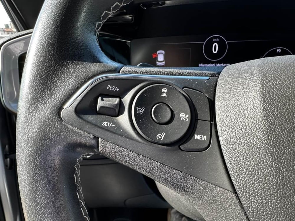 Opel Mokka usata a Torino (11)