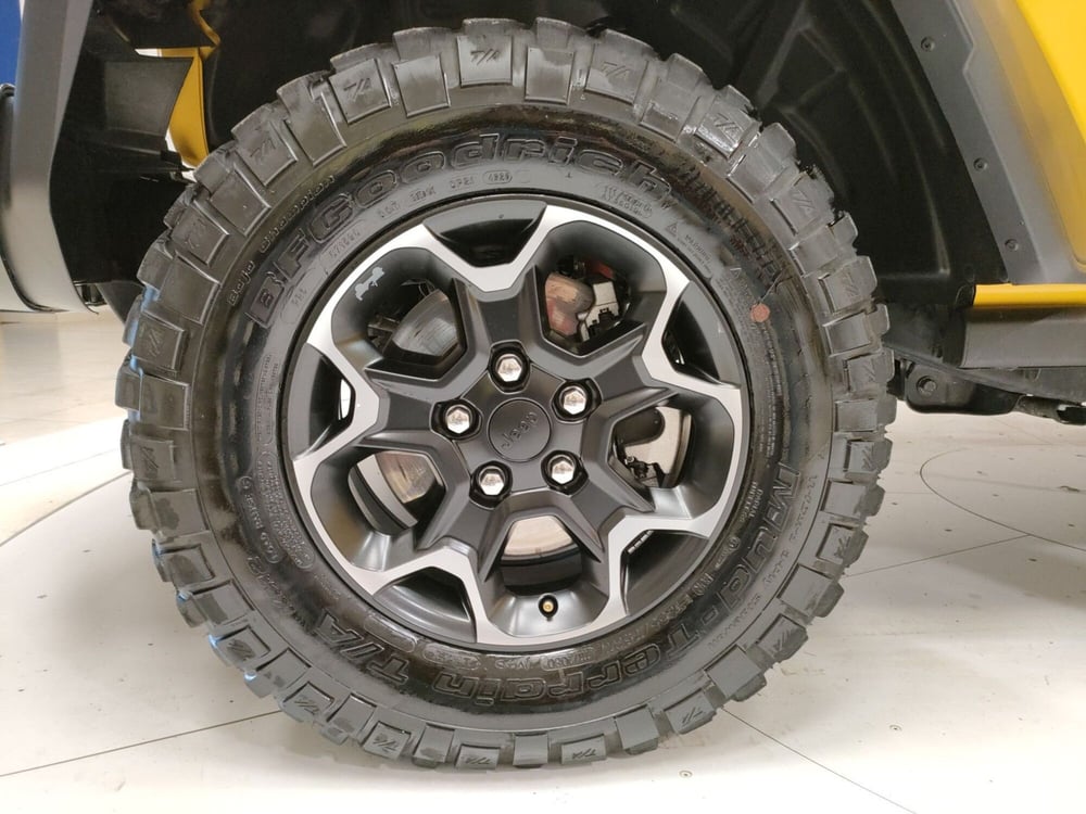 Jeep Wrangler Unlimited usata a Teramo (7)