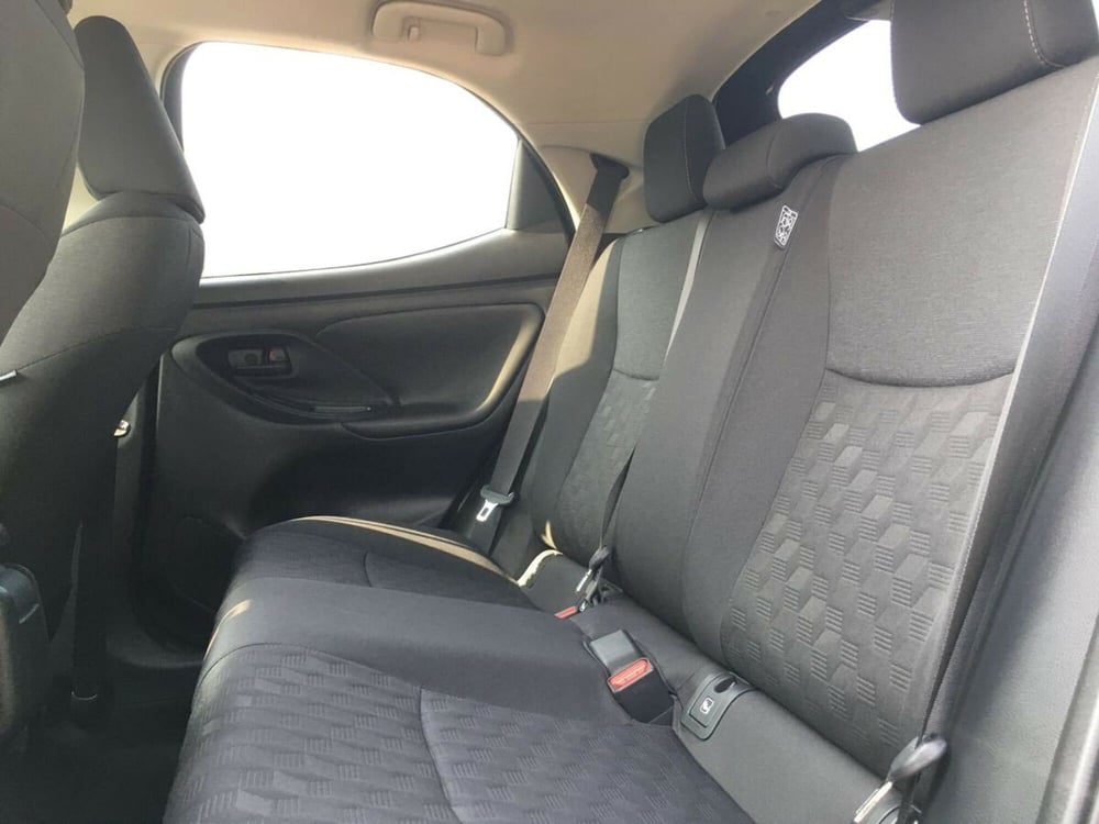 Toyota Yaris usata a Lecco (11)
