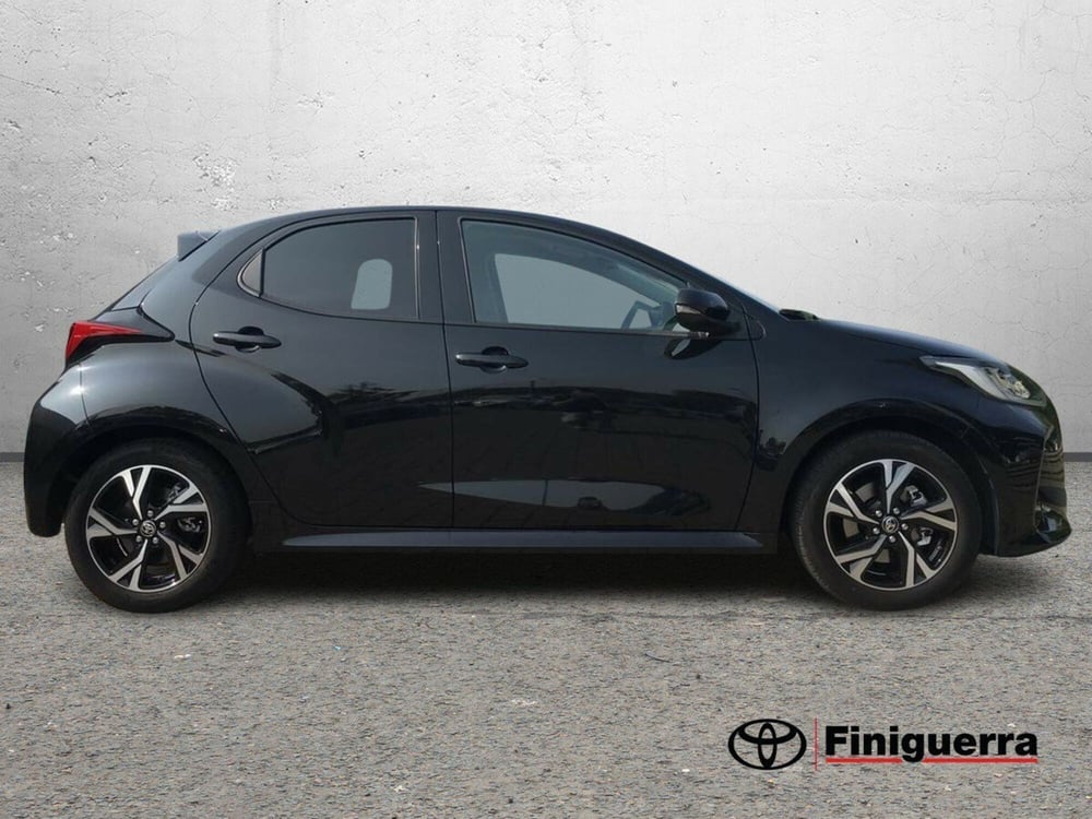 Toyota Yaris usata a Lecco (5)