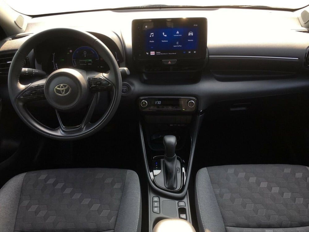 Toyota Yaris usata a Lecco (8)